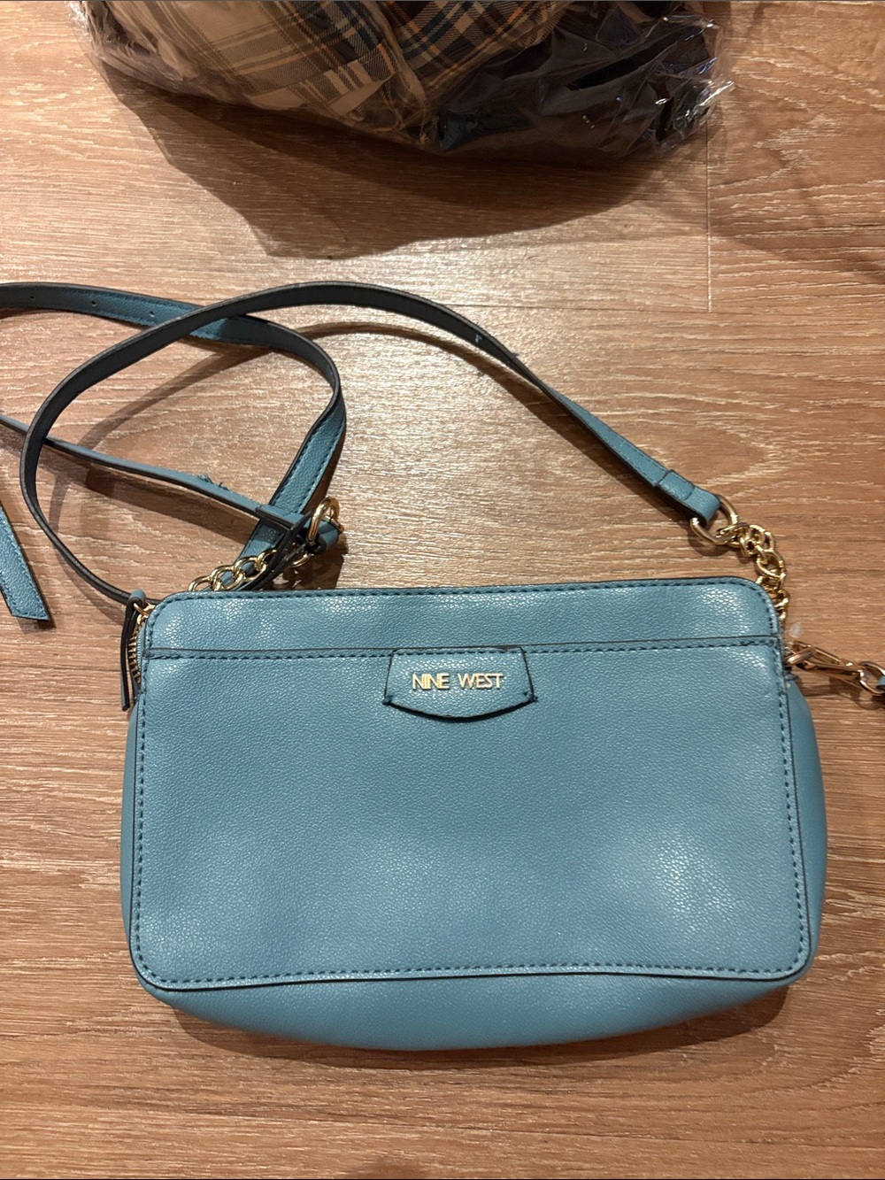 Ninewest Crossbody!